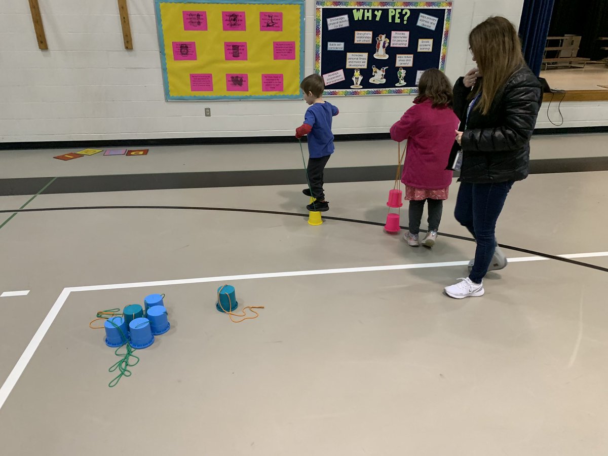 BES_PE's tweet photo. K-2nd had a great time in PE this week celebrating #ReadAcrossAmerica week! We had 7 Dr. Seuss book inspired stations! @BES_Eagles @Boone_County #LiteracyinPE #ReadingIsFun https://t.co/qfgZ5jskqH