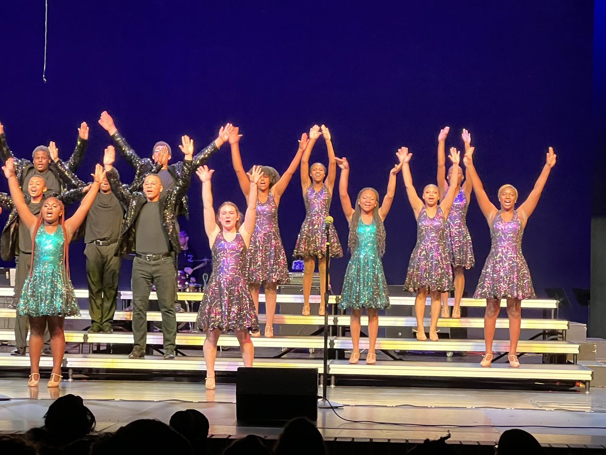 Mr. Stuart (@mrstuartofindy) on Twitter photo It was so fun to see former <a href="/McClelland_ES/">Jennifer Nichols</a> students sharing their talent as <a href="/BenDavisChoirs/">Ben Davis Choirs</a> members! #wearewayne It was so fun to see former <a href="/McClelland_ES/">Jennifer Nichols</a> students sharing their talent as <a href="/BenDavisChoirs/">Ben Davis Choirs</a> members! #wearewayne