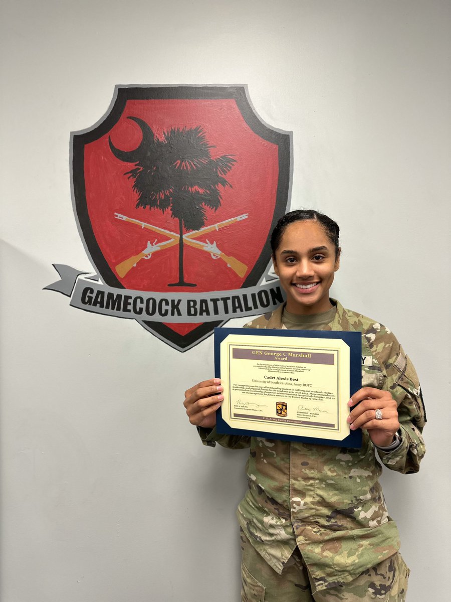 USC_ArmyROTC's tweet photo. Our very own Cadet Battalion XO, Cadet Best attended the George C. Marshall Awards and Leadership Seminar with over 200 of the Nation’s top Army ROTC and United States Military Academy! https://t.co/272QZSS3KT