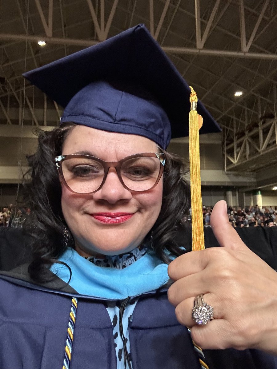 jam4art73's tweet photo. I did it! Praise be to GOD!#wgugrad https://t.co/wumaiVoJIv