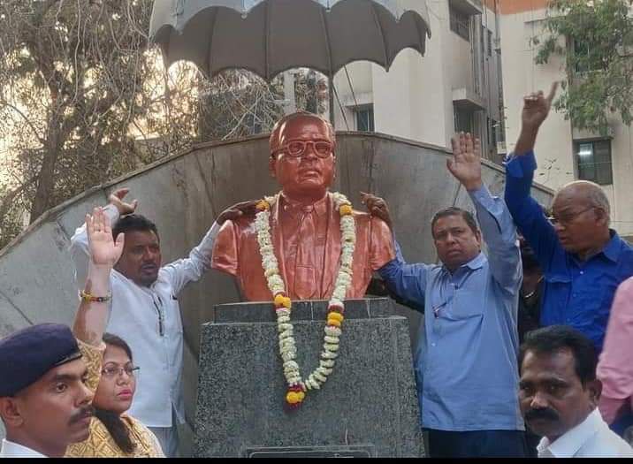 EVM से तो गधा भी प्रधानमंत्री बन सकता है

#EVM_हटाओ_लोकतंत्र_बचाओ