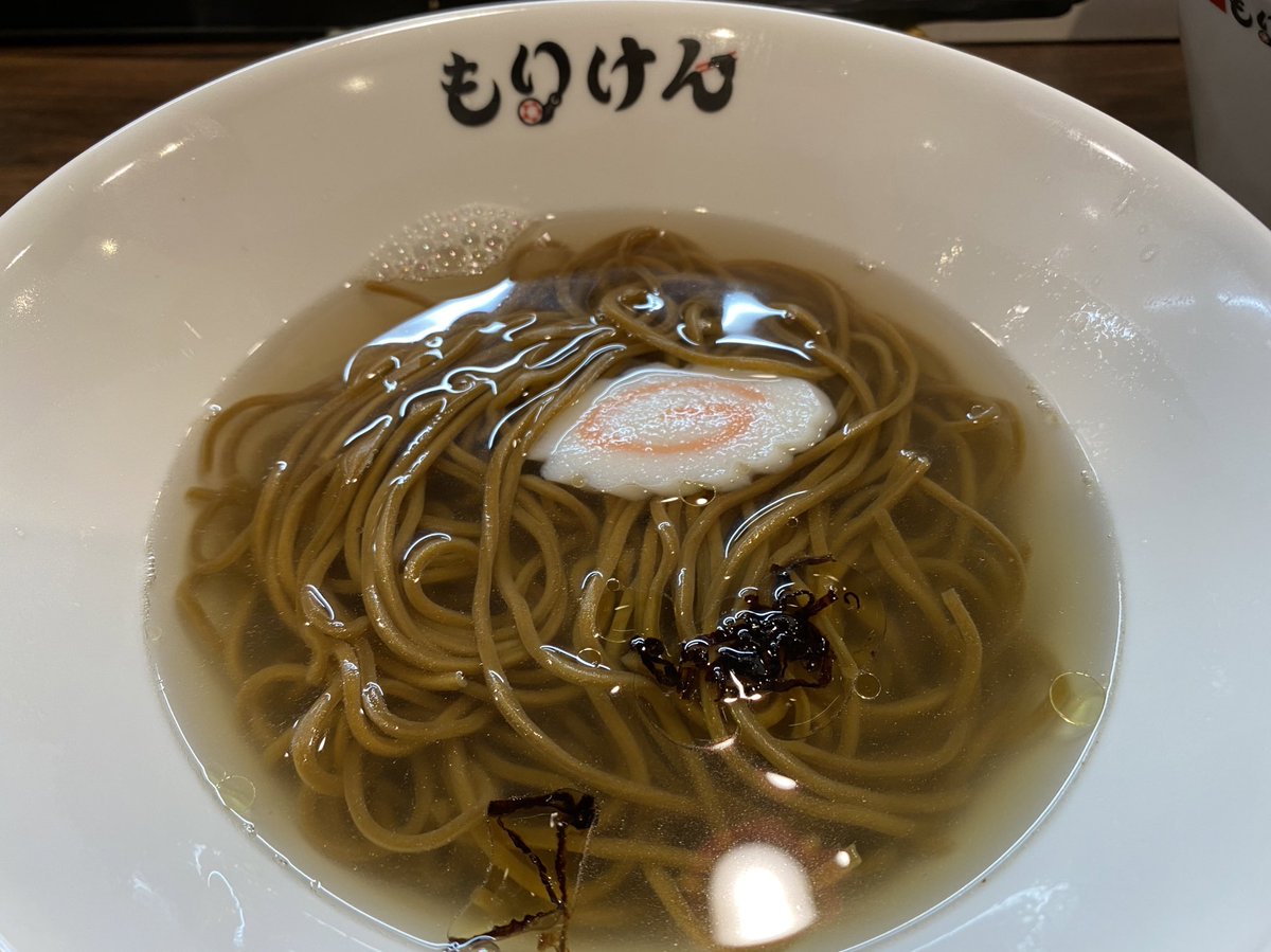 hadaken69's tweet photo. 元プロサッカー選手で広島ラーメン会主宰
盛田ラーメン道 #盛田剛平 師範の #ラーメン 店「#盛田軒」がいよいよ３月５日に開店！
レセプションにお呼ばれしたので、リポートします

はっきり言ってレベル高いぞ‼︎(続く)
#sanfrecce #vfk #urawareds #ardija 
#thespa #cerezo #frontale #Jリーグ https://t.co/4mPlFyBhg8