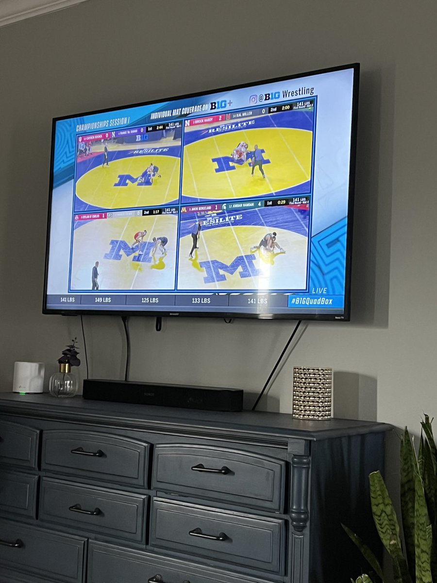 Definitely worth getting up early on a Saturday!  Let’s go Hawks! #B1GQuadBox