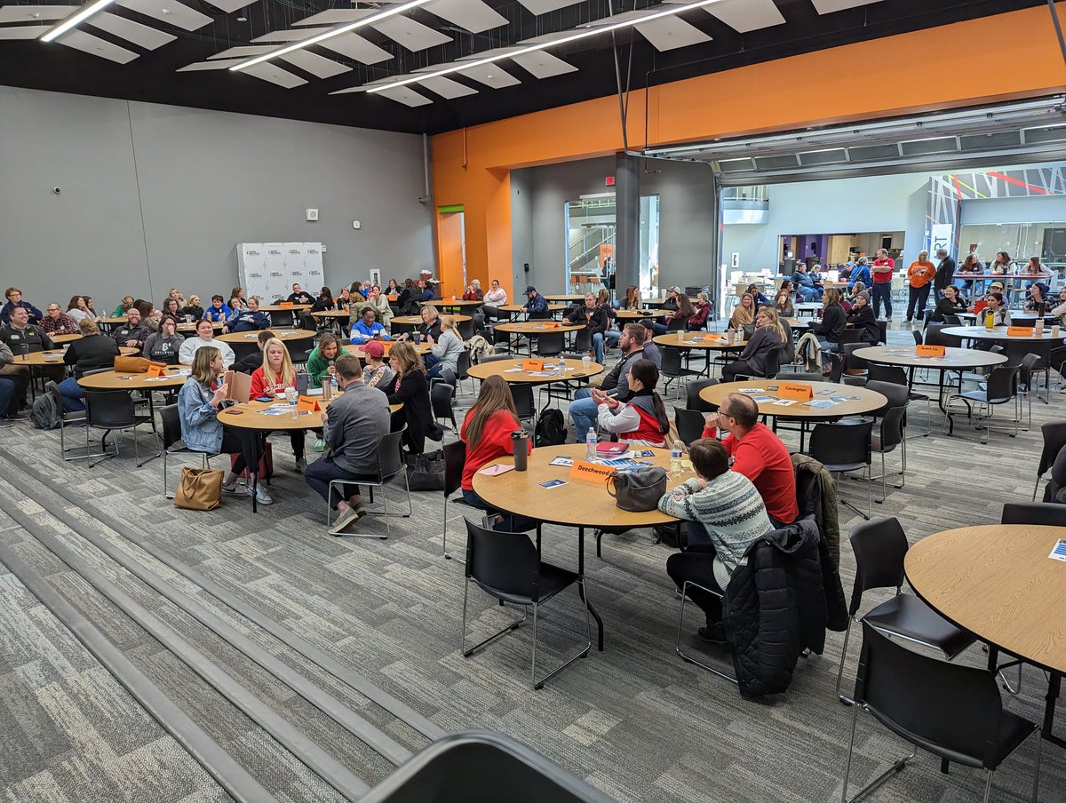 EdCampNKY's tweet photo. A few one word take-aways from our morning!! 

Growth
Authentic
Connection
Hope
Resilient
Inspiring
Community
Collaboration
Ideas
Relationships
Helpful
Passion
Recharge
Motivation
Thankful
#edcampnky https://t.co/hk1ctthfH3