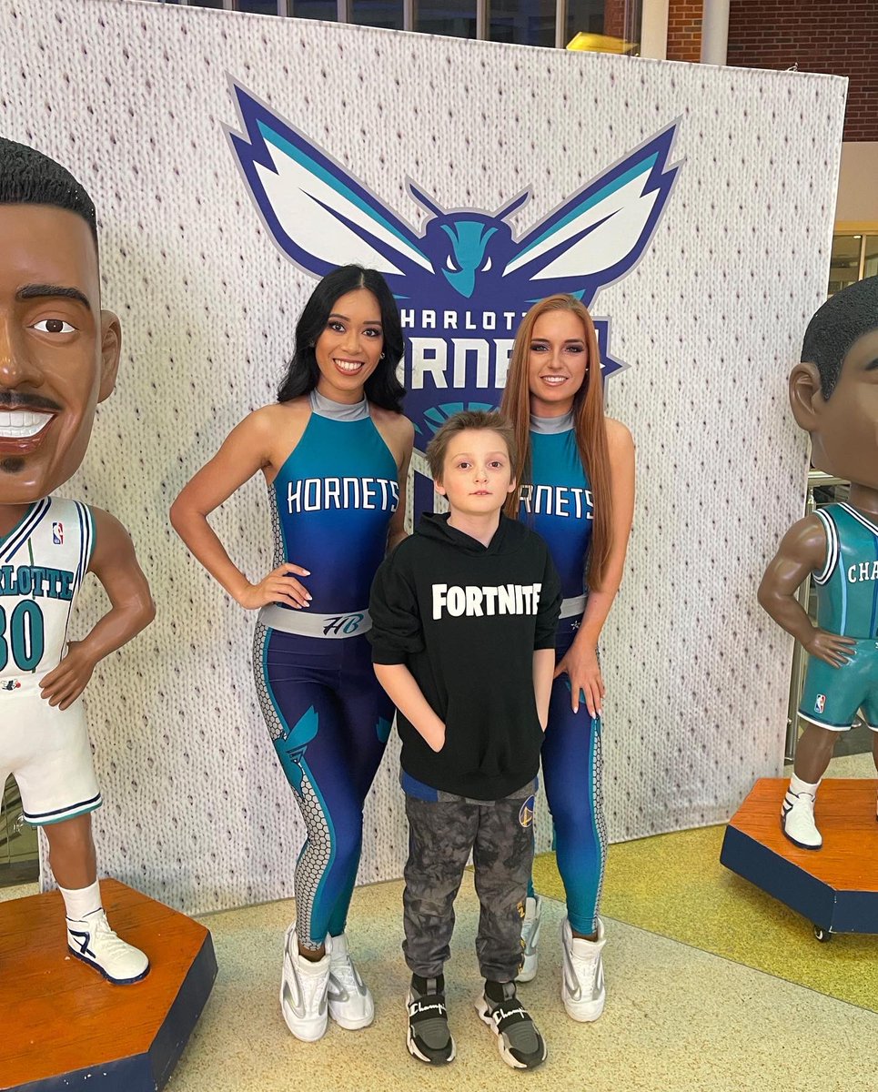 ColtD14's tweet image. Colt the bolt living his best life. 🥰