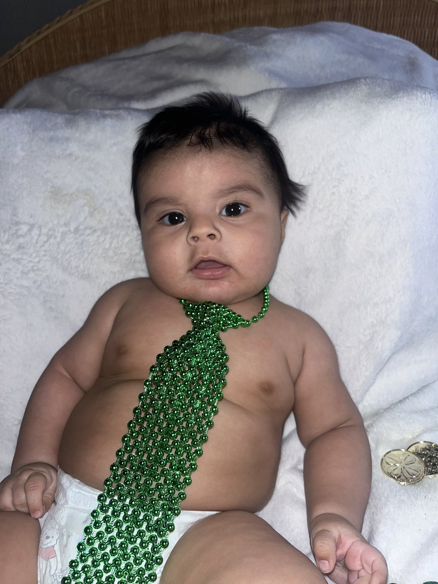 zebbbss_'s tweet photo. 3 months of life for my handsome baby💚 https://t.co/osn4tl25Cm