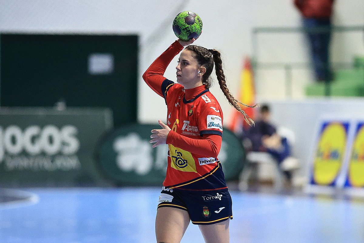 🏆 Torneo Internacional de Batalha
📌 Jornada 2
⏱️20´
🆚 Italia 🇮🇹 7:13 🇪🇸 España 
🏟 Pavilhao Gimnodesportivo da Batalha
📺 andeboltv.fpa.pt

#⃣ #Guerreras #SheLovesHandball