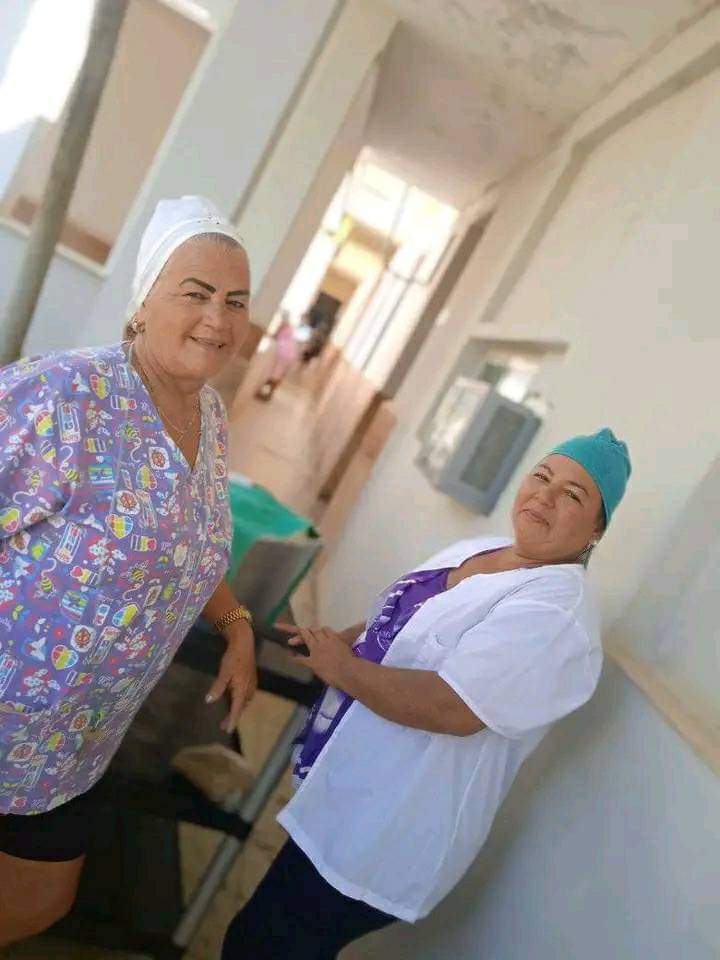 PedroJLpez3's tweet photo. Ellas son muy importantes en los Servicios de Hospitalización del Policlínico Universitario Miguel Alipio León nuestras pantristas #CubaPorLaSalud @MINSAPCuba @japortalmiranda @GeoPAlvarez @DPSCfgos @YagenPomares @yulls_yusimi  @Ever00041709 @YanetPrezCruz2 @gretergi1925 https://t.co/XgwFurlKHL