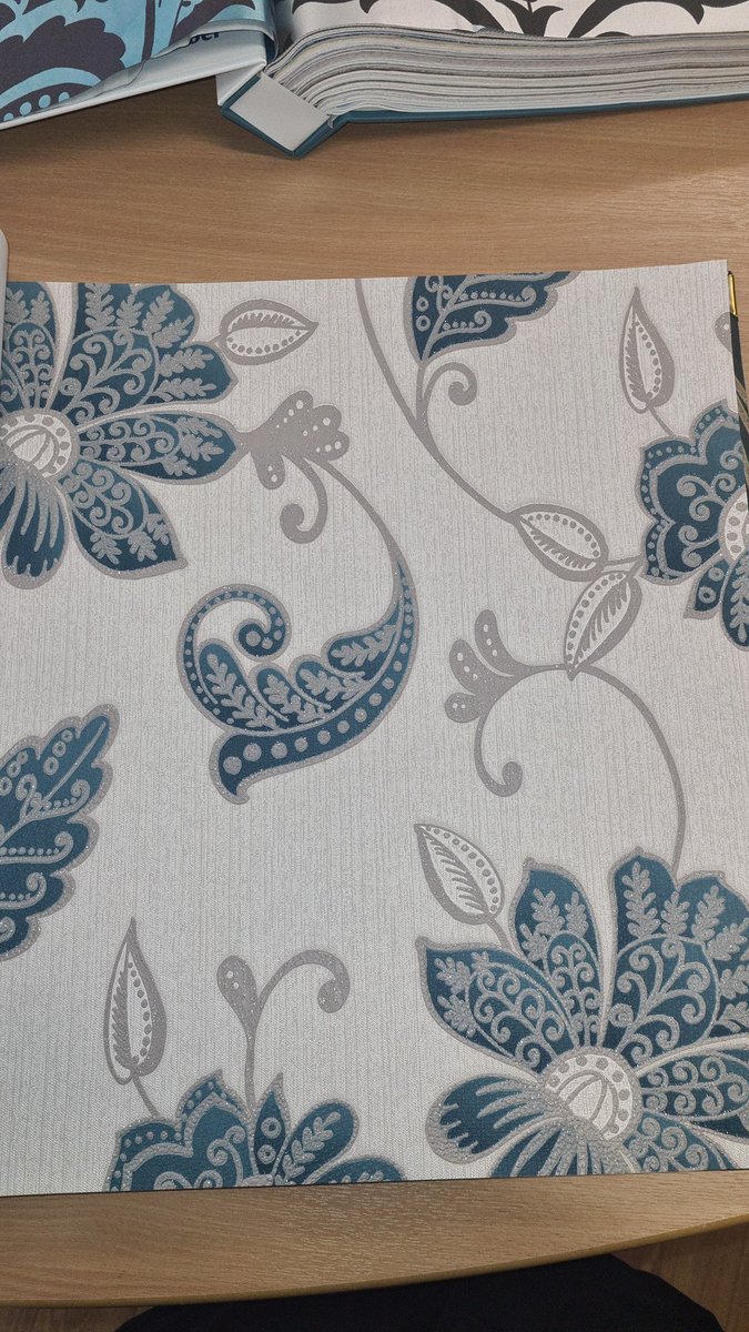 alliejohno's tweet photo. @DuluxDecCentre took this sample from a book in your shop.... Can't find the name of it anywhere now, can you help please 😬 https://t.co/Gnza45ngho
