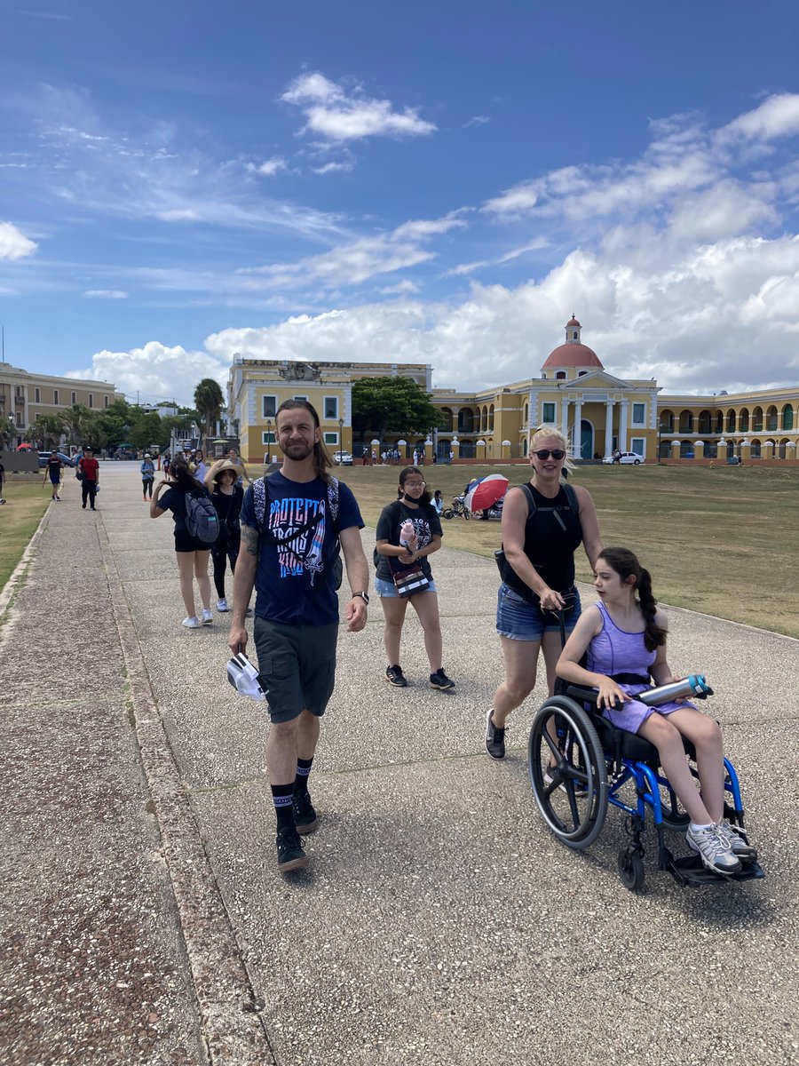 International Service Learning opportunities are one of the things that makes the 8th grade special at AGC. Please encourage and support our students by visiting and donating to our Service Learning fundraiser. facebook.com/donate/1904333…