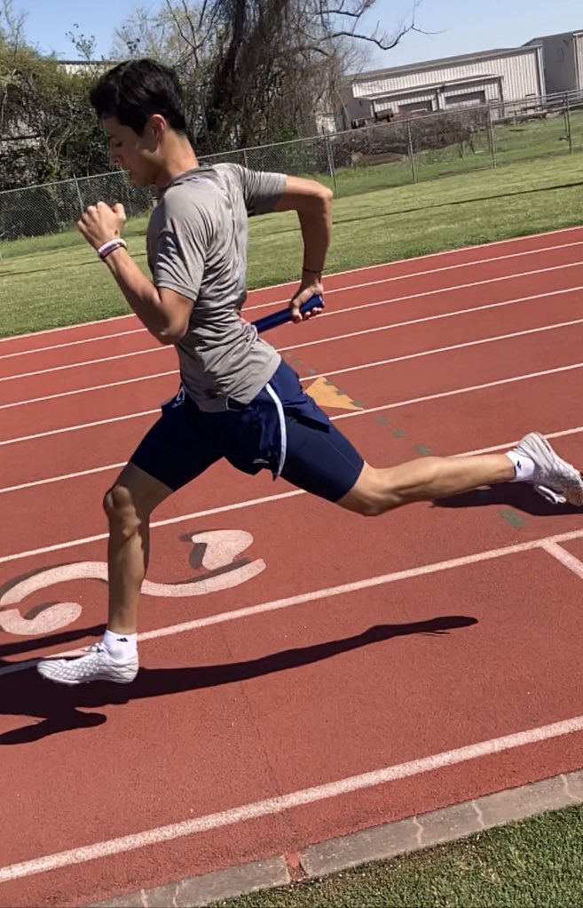 CyRidgeMensTF's tweet photo. Final action from @CypressRidgeHS Claudio Garcia Ram Tough Relays. PRs all over track today! @RamNationCRHS @CyRidgeMedia #RidgeSpeed https://t.co/stO4pG4aG8