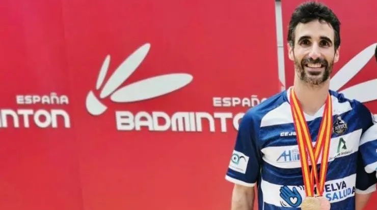 huelva24's tweet photo. #Bádminton / La discriminación de #Fesba y #CSD a Pablo Abián llega al Senado https://t.co/09CEXafuG1 #Huelva @CBIESLAORDEN @Pablo_Abian https://t.co/4cw8hSrcQa