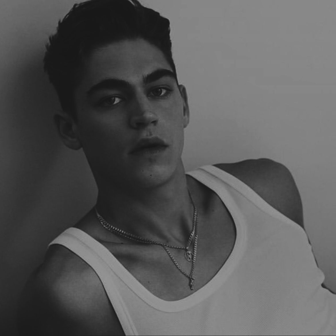 ofchxsenarts's tweet image. 𝐀𝐋𝐃𝐄𝐍 𝐙𝐈𝐎𝐍𝐍 𝐓𝐑𝐀𝐕𝐄𝐑𝐒.

        ❛ pureblood. hufflepuff.
           outcast. smart kid.
           good at duelling. ❜

written by #єємѕ