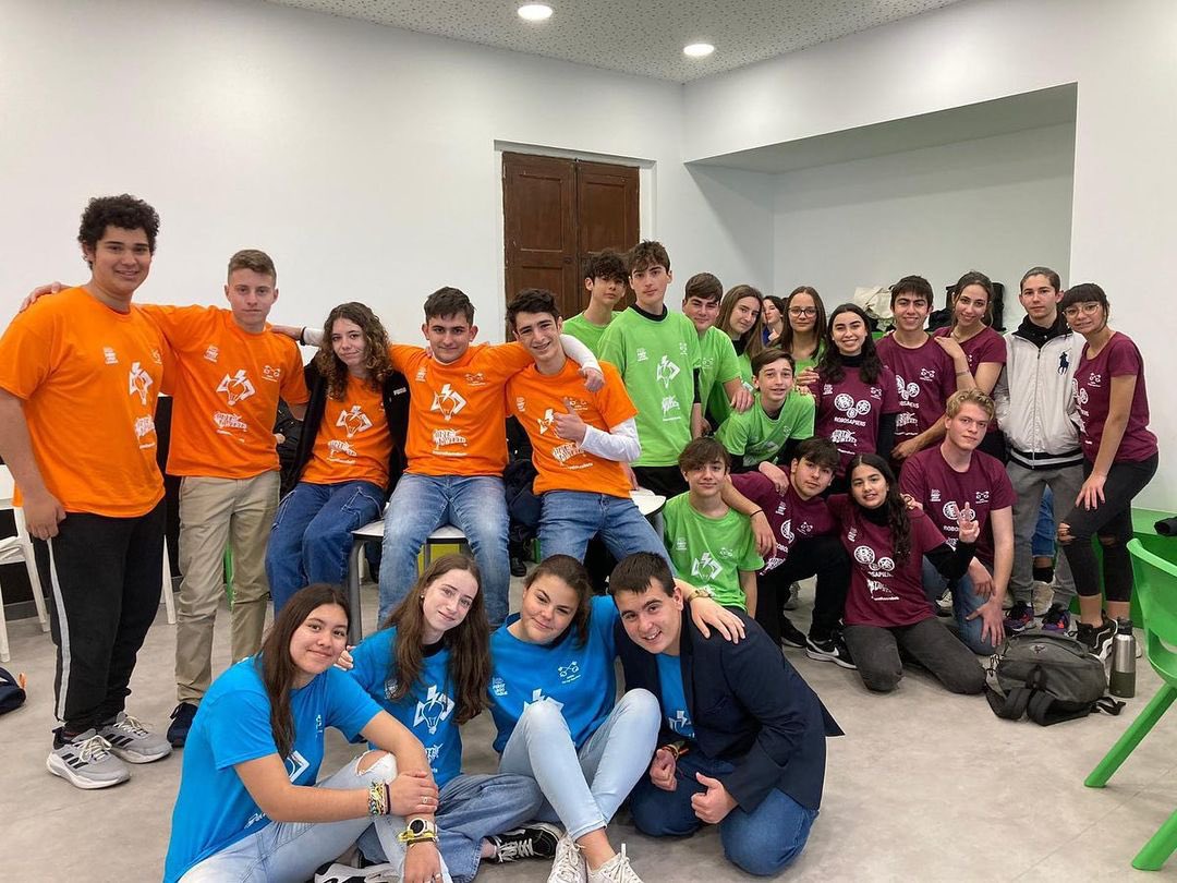 Robosapiens tweet media