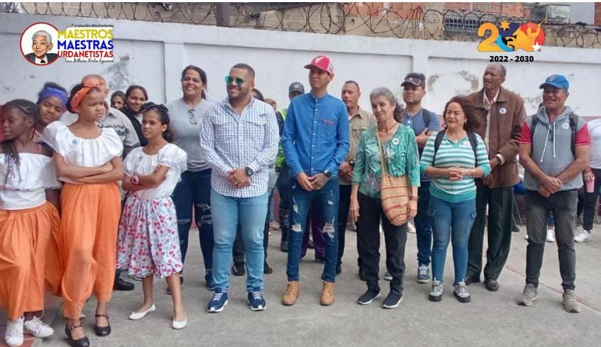 mippci_ven's tweet photo. Cumpliendo con las políticas de Protección y Bienestar que promovió el Cmdte Chávez que continúa el Pdte. @NicolasMaduro, Movimiento Urdanetista “Luis Beltrán Prieto Figueroa” realizó Jornada de Atención Integral a maestros en Lídice parroquia la Pastora Ccs. 
#ChávezInfinito https://t.co/GUbZabv1Uo