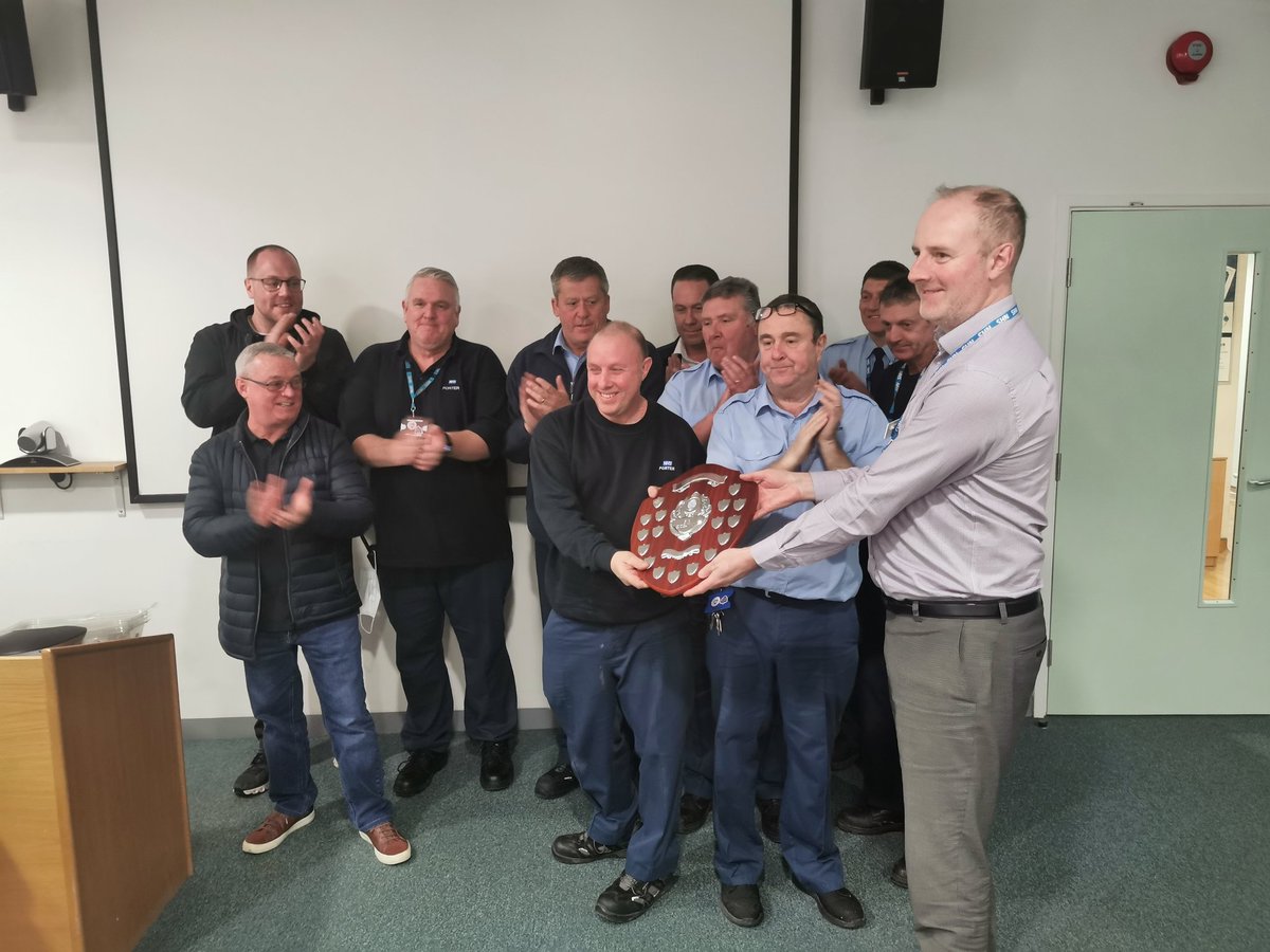 Tez Kelly tweet media