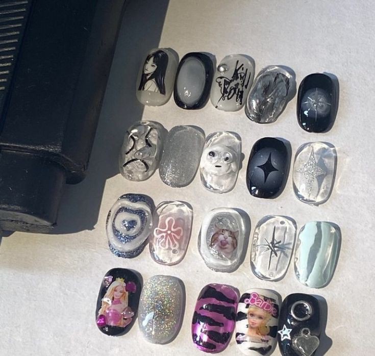 turkiyede soyle tirnak satan bi yer YOK MU?? kafaiyi yedim asiri istiyorum bunlardan cok guzeller