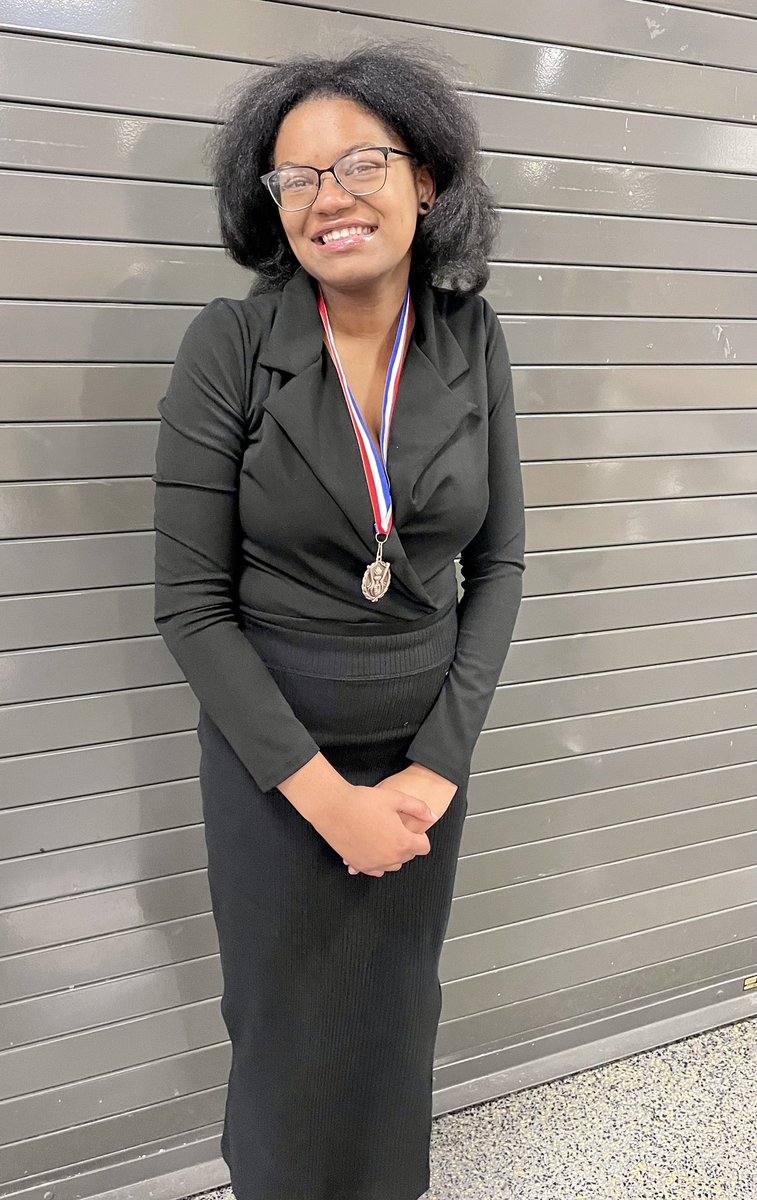 🇭🇺🌎🌷Éva Voris🐶🌿🇺🇸 tweet media