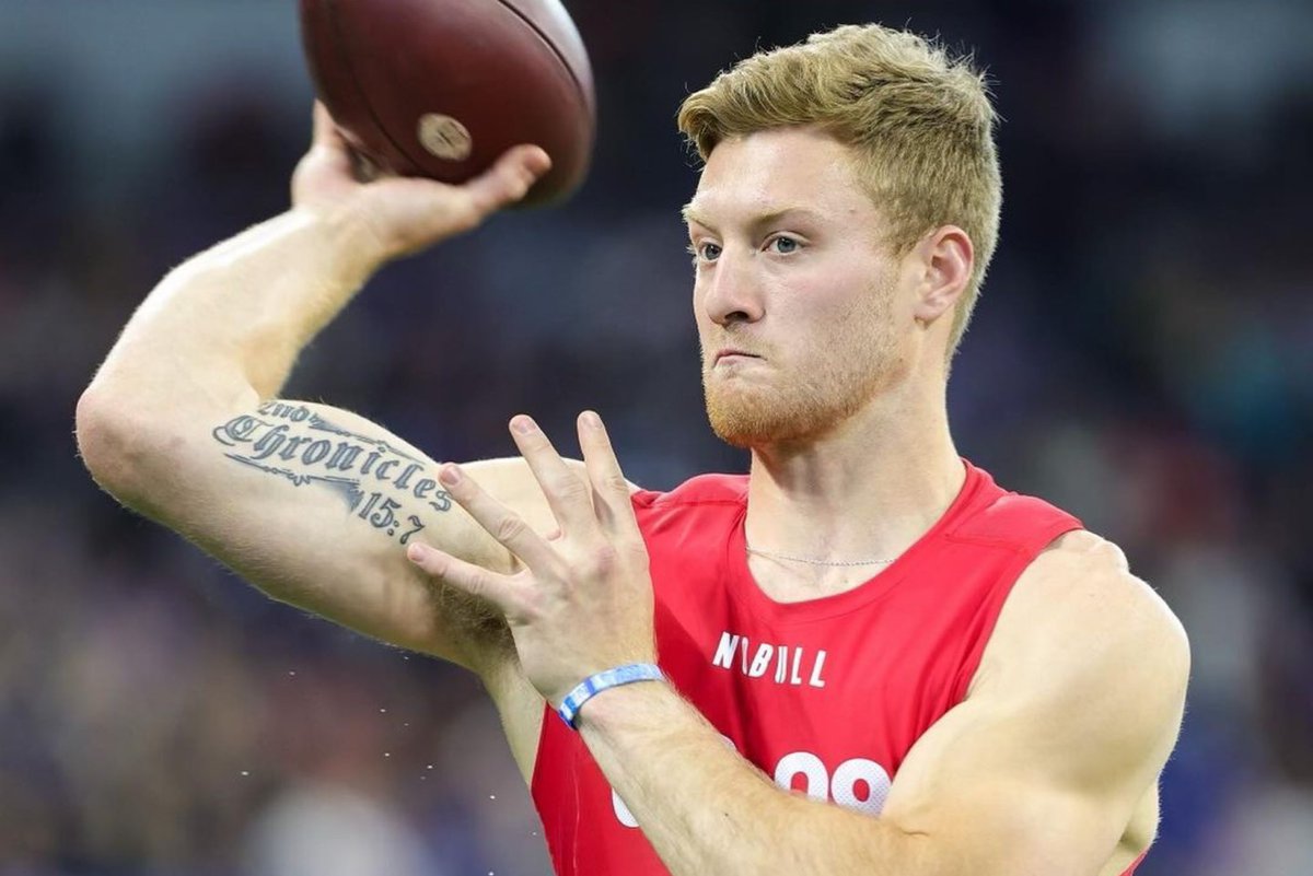 Will Levis currently leads all QB’s in fastest velocity at 59 MPH at the NFL Combine.

For context, Patrick Mahomes threw 55 mph.

Justin Herbert threw 55 mph.

Lamar Jackson threw 49 mph.

Only Baker Mayfield and Josh Allen have thrown faster than Levis since 2016.

The Kentucky