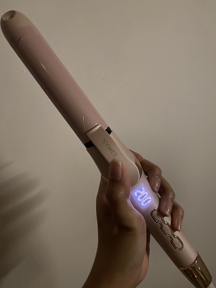 algedonicc's tweet image. WTS. Ada yang mau beli? Aku jual 200 aja baru banget beli kemarin dan baru dicoba sekali cm testing karena udah dibeliin yg Beuphoria :( #nvmee #sagitarius #wts