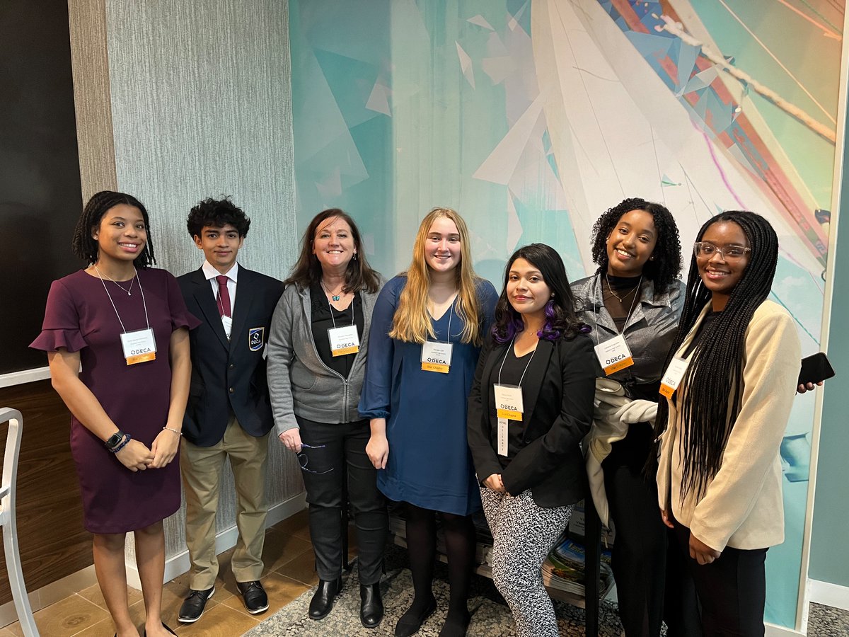RT <a target='_blank' href='http://twitter.com/WHSEntrepreneur'>@WHSEntrepreneur</a>: WHS DECA at the state leadership conference in VA Beach! Ready for competition.  <a target='_blank' href='http://twitter.com/APS_CTE'>@APS_CTE</a> <a target='_blank' href='https://t.co/UbrEfZ9UZI'>https://t.co/UbrEfZ9UZI</a>