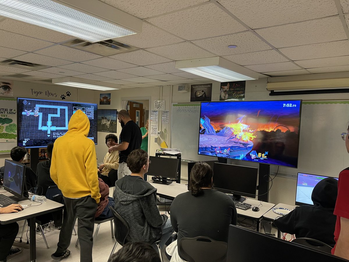 Denovias In The Morning tweet media