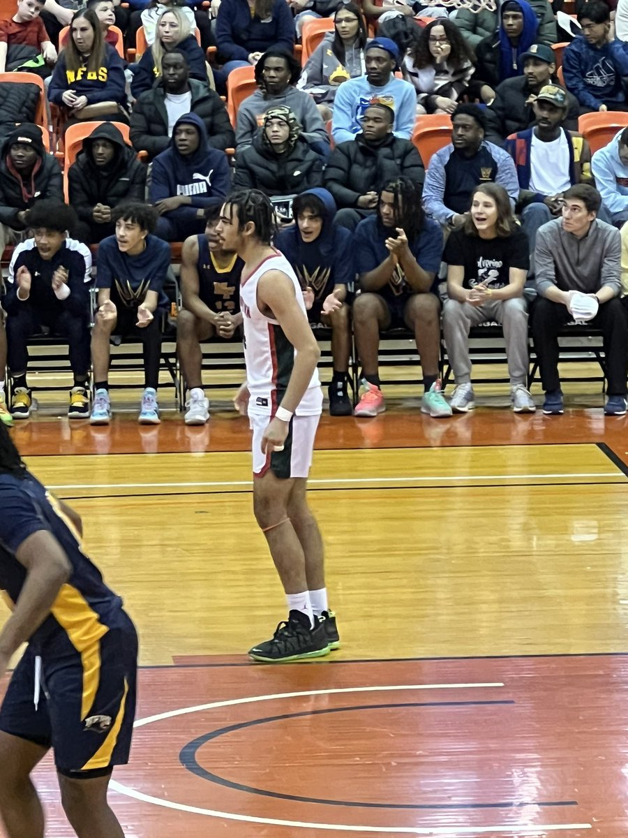 Alexander Dominique tweet media