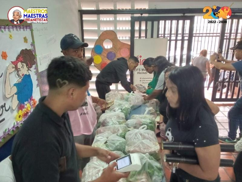 mippci_ven's tweet photo. Cumpliendo con las políticas de Protección y Bienestar que promovió el Cmdte Chávez que continúa el Pdte. @NicolasMaduro, Movimiento Urdanetista “Luis Beltrán Prieto Figueroa” realizó Jornada de Atención Integral a maestros en Lídice parroquia la Pastora Ccs. 
#ChávezInfinito https://t.co/GUbZabv1Uo