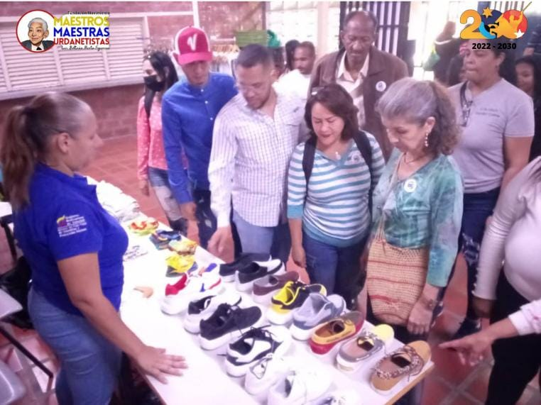 Cumpliendo con las políticas de Protección y Bienestar que promovió el Cmdte Chávez que continúa el Pdte. <a href="/NicolasMaduro/">Nicolás Maduro</a>, Movimiento Urdanetista “Luis Beltrán Prieto Figueroa” realizó Jornada de Atención Integral a maestros en Lídice parroquia la Pastora Ccs. 
#ChávezInfinito