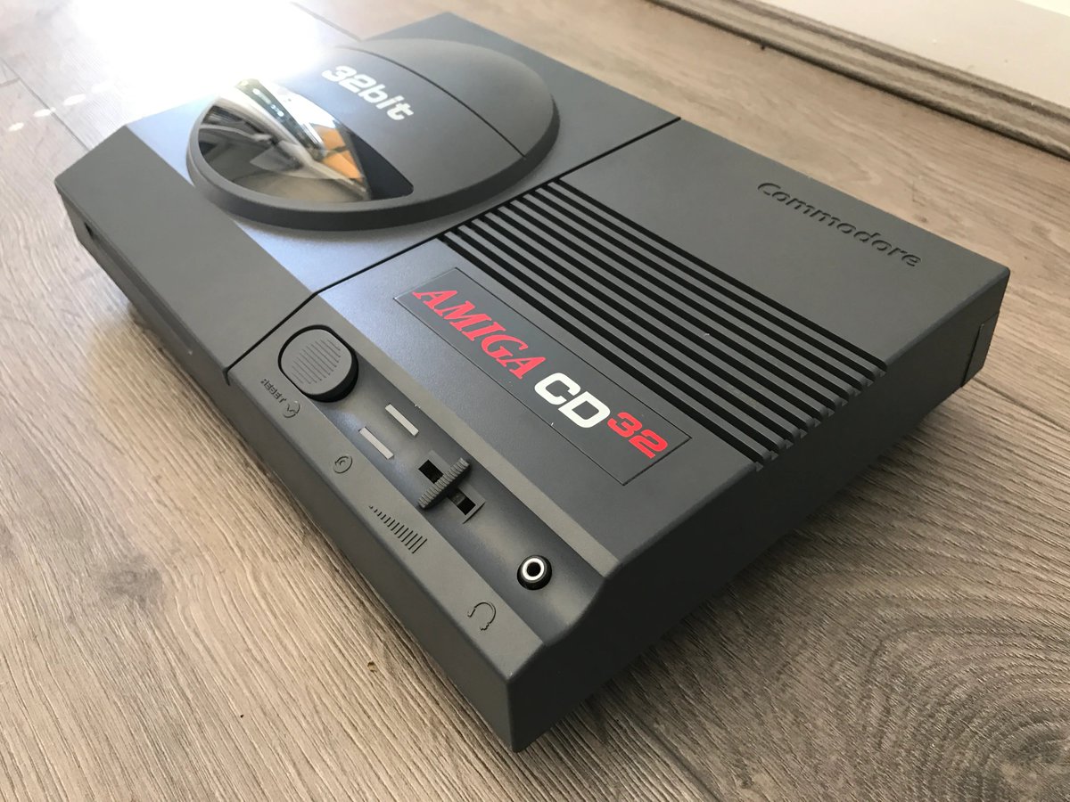 GamersPardise's tweet image. Which would you rather have?

Today we have two 32bit machines

Would you rather have the Amiga CD32 or the 3DO

#Amiga #3do #retrogamers  #gamers  #RETROGAMING
