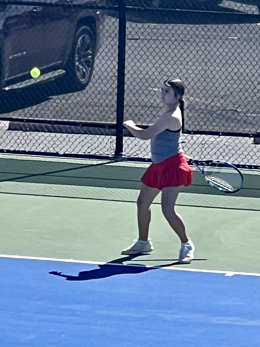 It was a beautiful day for tennis today as our JH White team competed in the Bixby Tournament. All of our girls won two of their three matches today. Great job ladies! 🙌🏼🎾