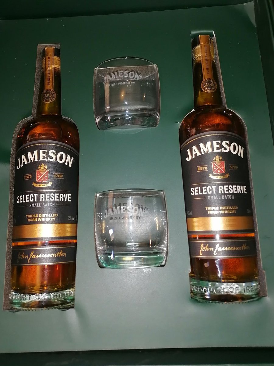 ke_tsotetsi's tweet photo. @JamesonSA #WidenTheCircle izinto 🥃 https://t.co/RXgT5WIH5b