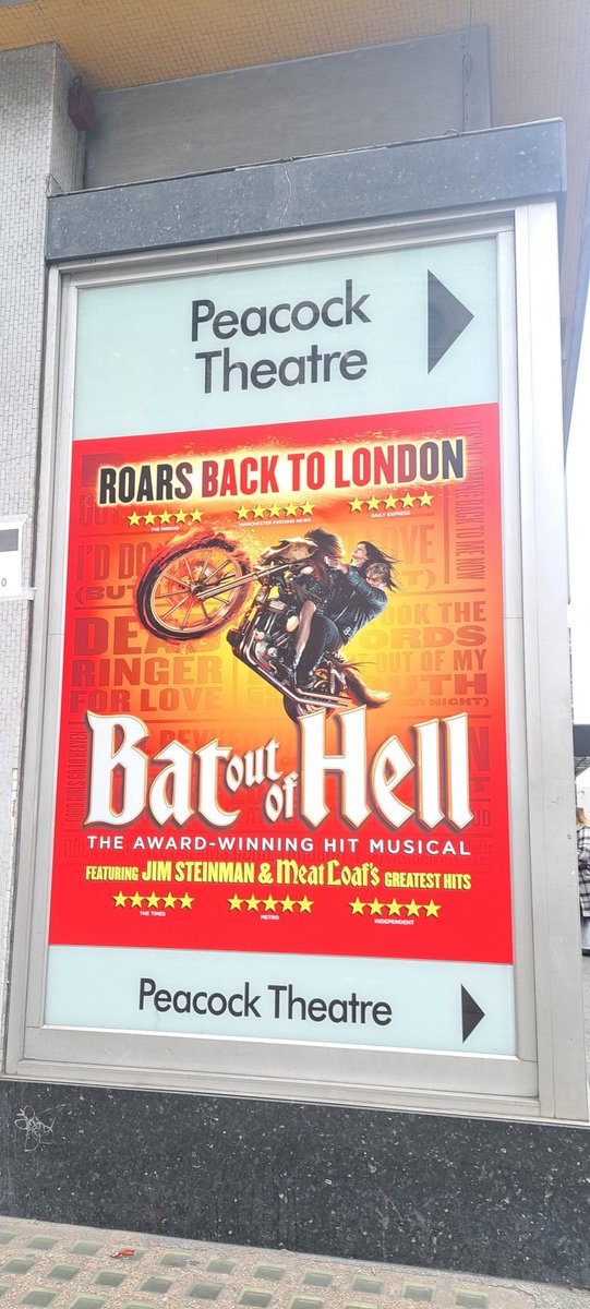 royal4ever07's tweet photo. Show 9 of 2023 - Last minute ticket secured for @BatTheMusical so it was time to tick another one off the list (and a new theatre too) #daysout2023 #shows2023 #theatretrip #londonwestend #batoutofhellmusical https://t.co/wDSGiLGcRe