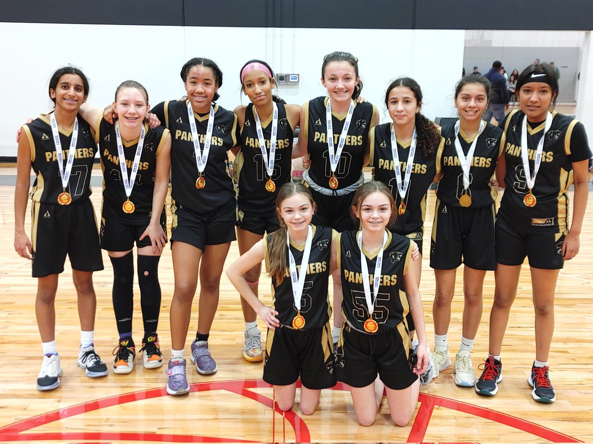 Congrats to Carol Stream Panthers  7/8th Girls Champion at today’s Winter Nationals.

☘️NEXT UP: Shamrock Shootout on Mar 11-12. Register at: onedayshootouts.com