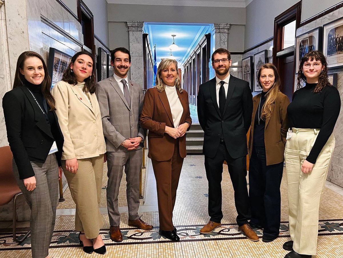 cjmtl's tweet image. Retour sur les #MAJ2023

Une semaine orientée vers les revendications et l’intérêt de la #jeunesse #québécoise. Des discussions et des riches réflexions avec des personnes inspirantes et engagées.

Les membres du CjM sont très reconnaissant-es d’avoir pu y participer.