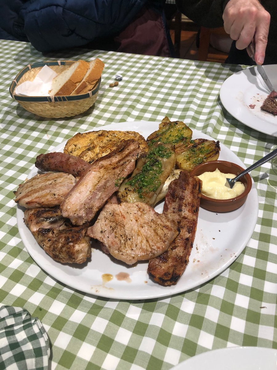 Hoy tocaba comida vegana… 
Hemes disfrutade come enanes hambrientes.