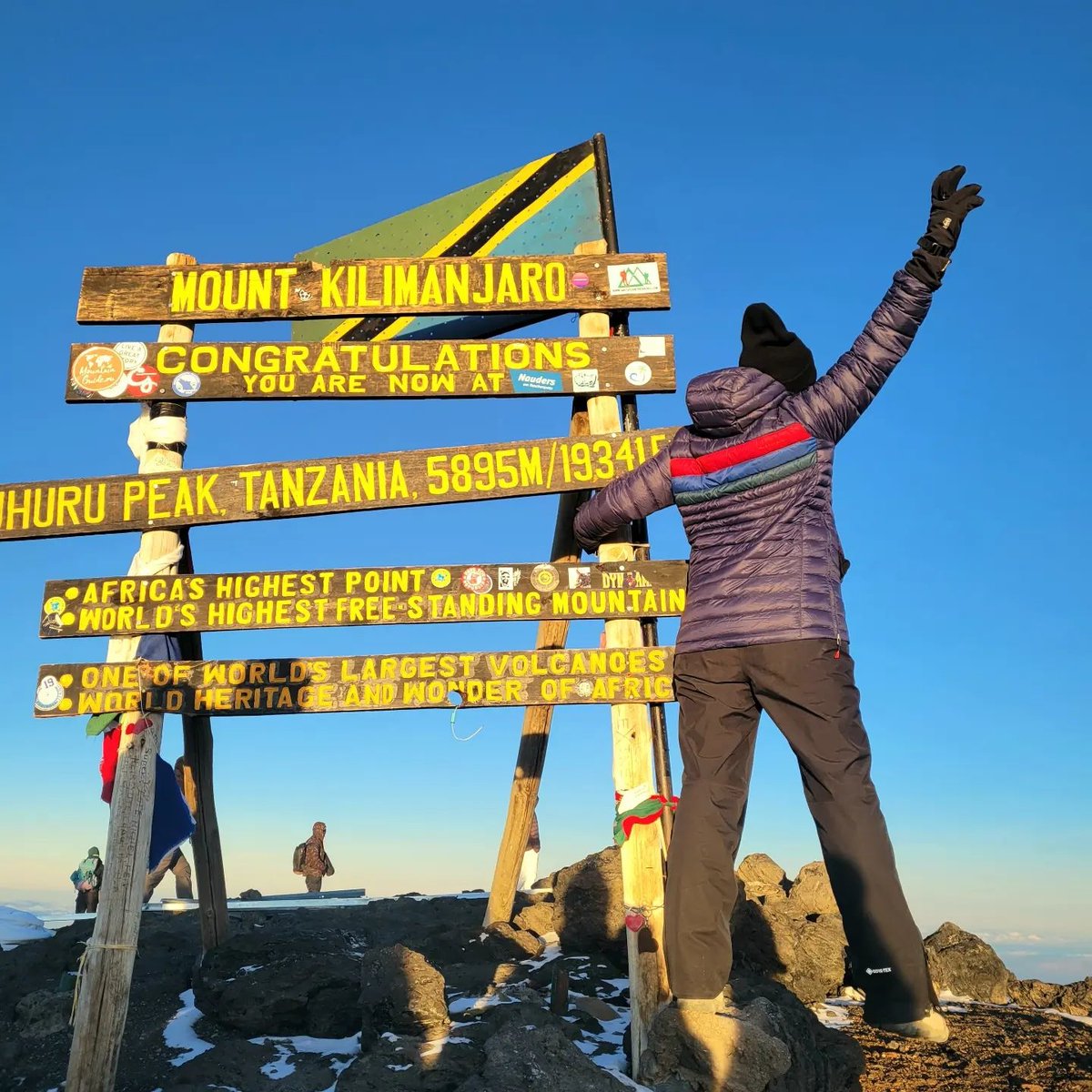The Roof of Africa 🇹🇿🌍🏔

Nice work, @nomiyaffa!

#sheexplores #outdoorwomen #neverstopexploring #kilimanjaro #mountkilimanjaro #travelmore #traveltheworld #cotopaxiadvocate #womenwhohike #hikingadventures #peakdistrict #hikingculture #hikingtheglobe #wildernessculture