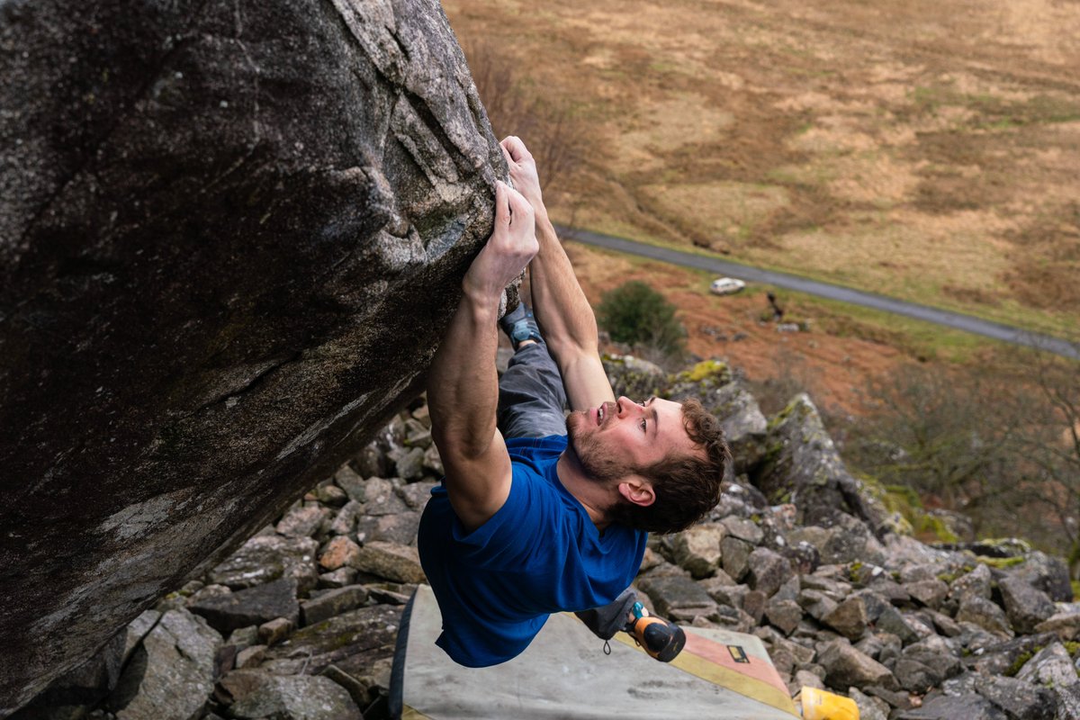A few weeks ago, I took a train down south to meet with the #rockclimber Alex Moore. Together we headed to Carrock Fell, a #bouldering area close to where he lives. I was impressed by Alex's experience and by the amount of great climbing available!
#EdNapPhoto