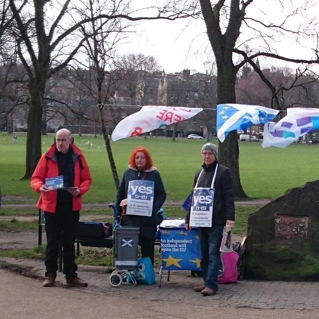 YesforEU's tweet photo. Interest in #EU membership for Scotland grows ever stronger!
There is anger at unfair treatment of Scotland compared to N.I. - but we don’t want a ‘special deal’ – we want #FullPowers to join international partnerships especially the EU.
We want #independence.
#BelieveInScotland https://t.co/B6JnEM4Hxq