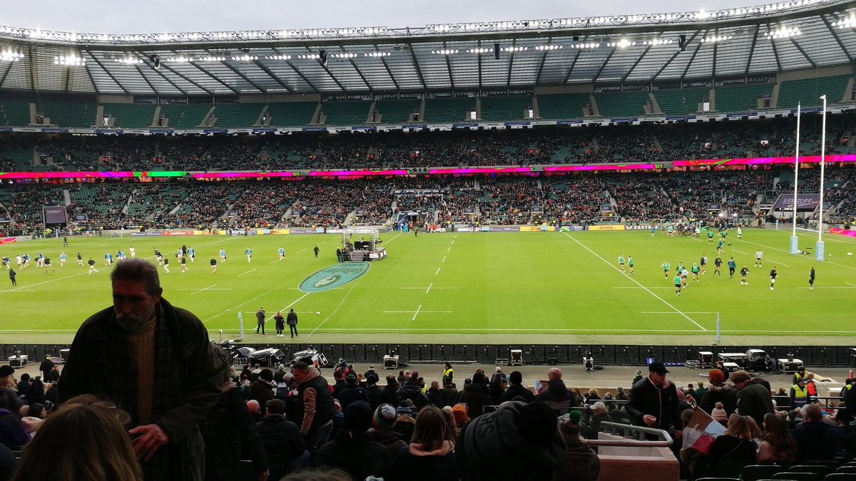 Twickenham. Chiefs. Faithless DJ set. Maxi Jazz echoing round the stadium. ♥️Vibes❤️