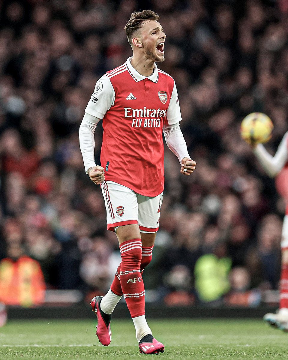 PatrickTimmons1's tweet photo. Almost two years to get his first Arsenal goal, but it was worth the wait. https://t.co/CBHl16zdja