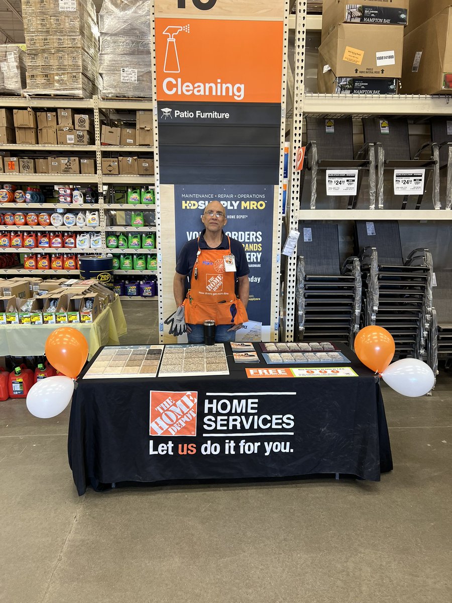 JohnBrayMorris1's tweet image. Carpet Weekend Event at Store 3503. Only need two more measures to hit our weekly goal…Mike T. is driving it! #PMDWinsWithServices @MattCramer179 @SarahMonaco091 @PatrickHD3503 @THDLucasV
