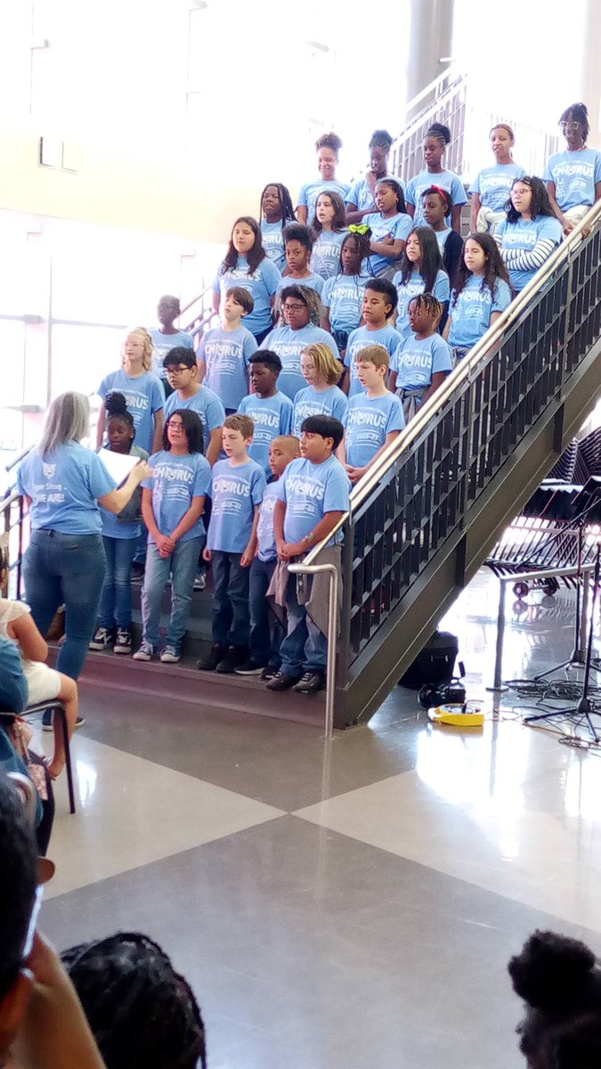 Thank you to all the #ACFTChorus students and families who came out to sing this morning at #DiscoverBirdville event. You ROCKED the house! (Phot cred Ms. Dotson). #ACFTmusic #WeAreBirdvilleISD #thisisMYBirdville