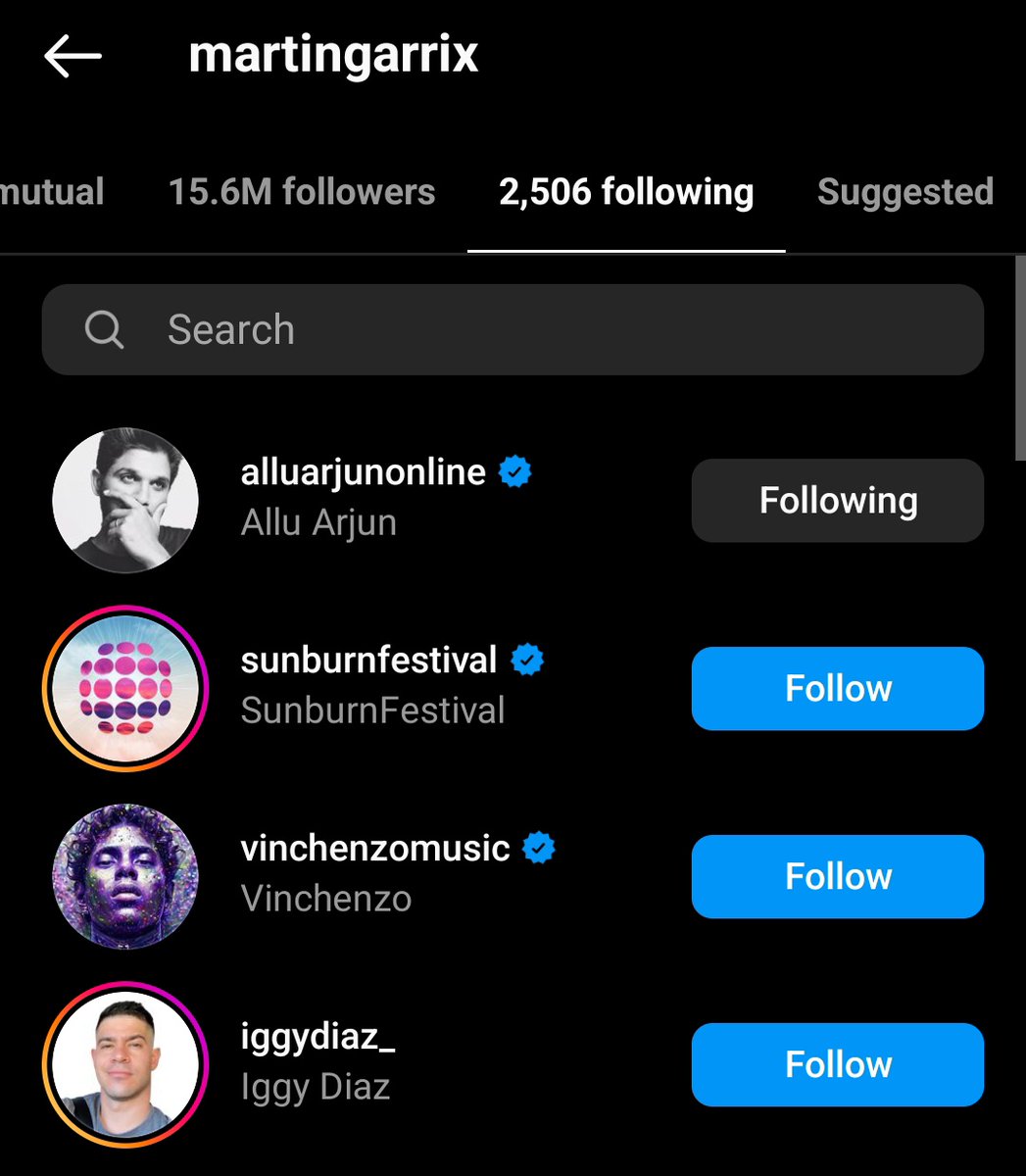 akarsh_26's tweet photo. Martingarrix following @alluarjun 🔥 Edi Kada arachakam 💥💥

#AlluArjun #MartinGarrixShow https://t.co/3vm8HMflDN