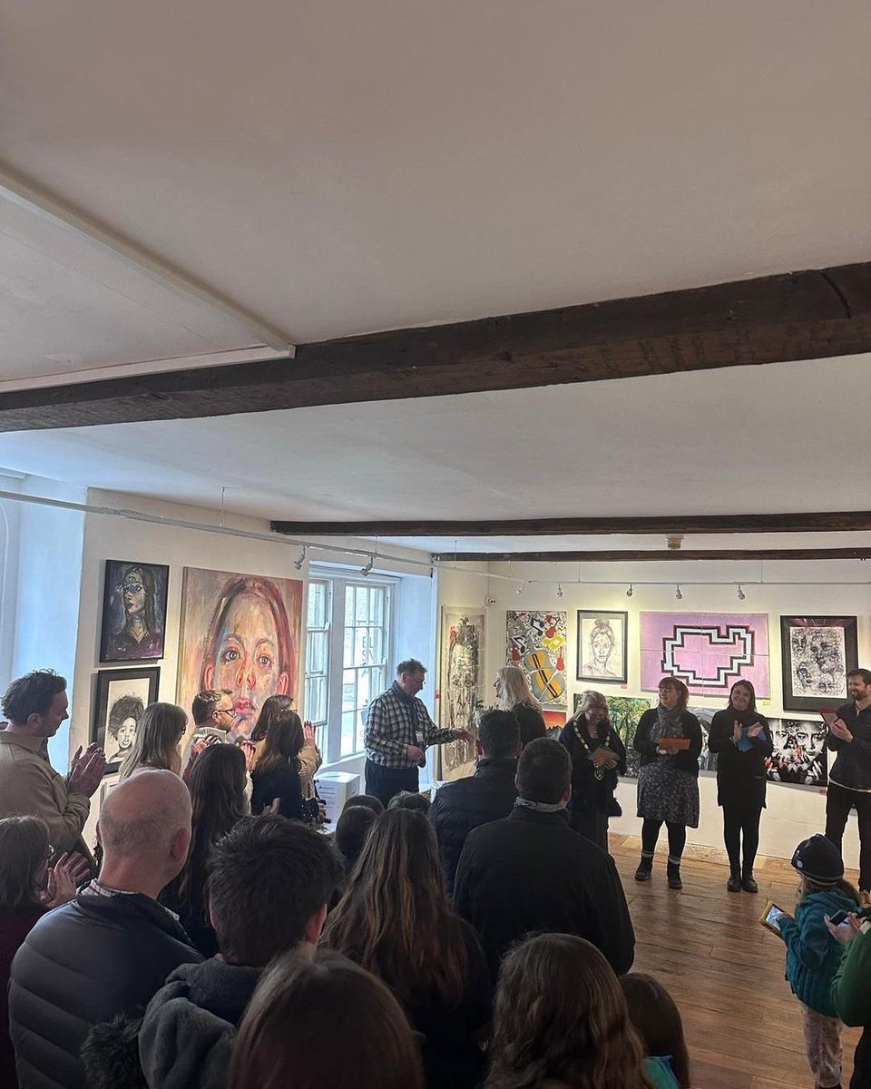 BlackSwanArts's tweet photo. Our Young Open opened today.
3 yrs ago, lockdown began on the day we were due to open. No one saw it, apart from a few careful household bubbles many months later. We are overwhelmed with joy to be able to celebrate incredible creativity of 150 artworks by 5-19yr olds. 👏👏👏 https://t.co/JiQ5rWXpl5