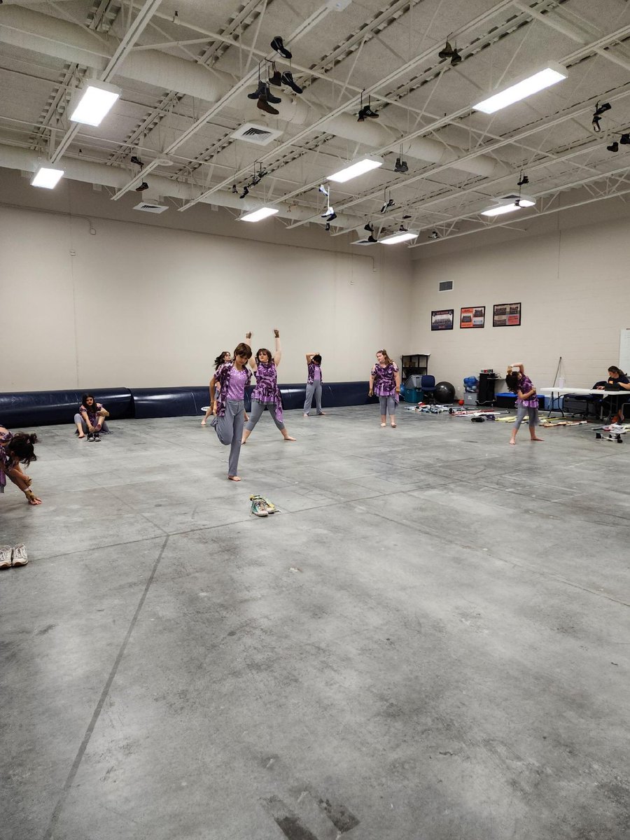 rlb_boosters's tweet photo. Wishing our HS Color Guard team all the best at today’s competition! https://t.co/SKZeB53VB5
