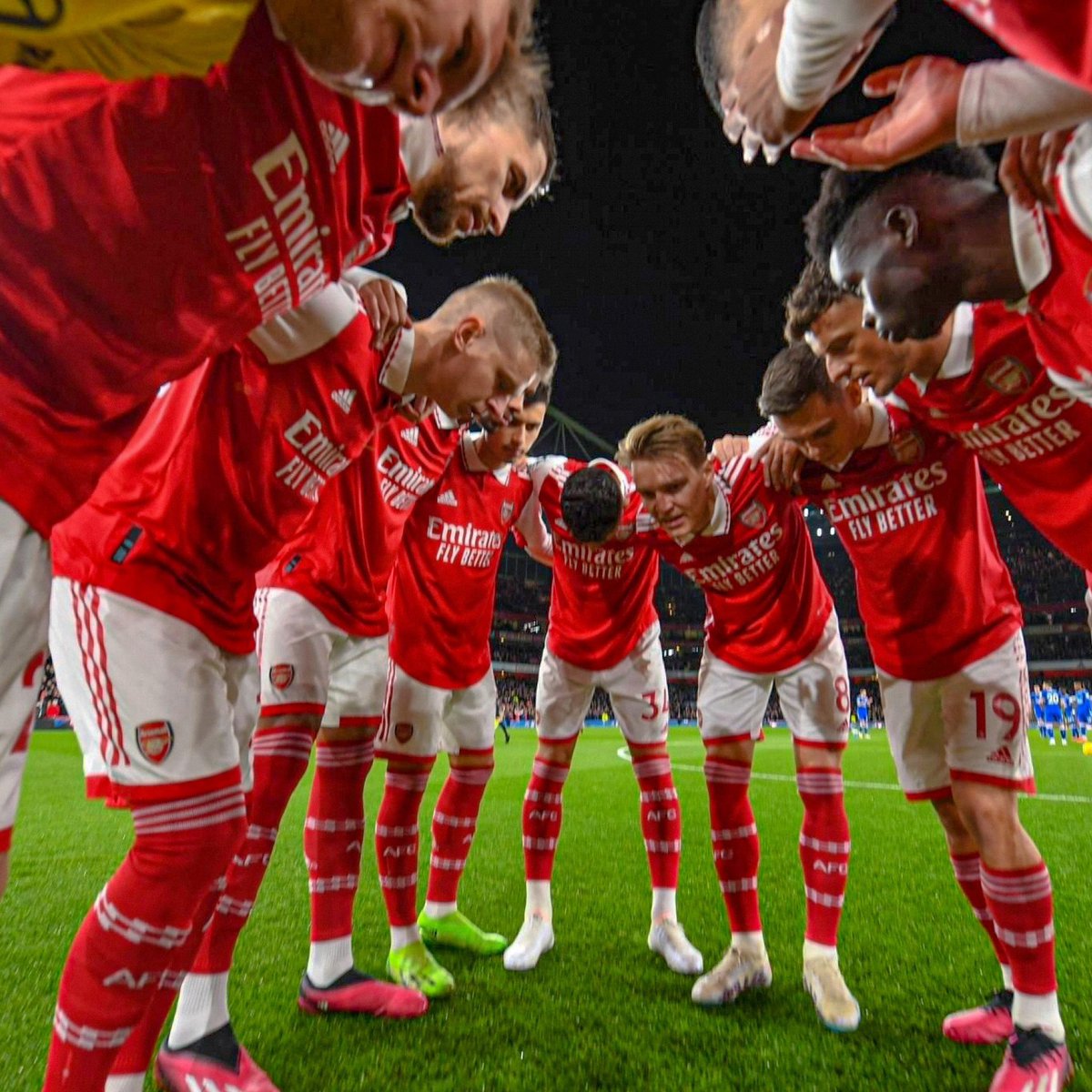 MisssMelina's tweet photo. MENTALITY MONSTERS 😤 @Arsenal https://t.co/xgoppDvaJW
