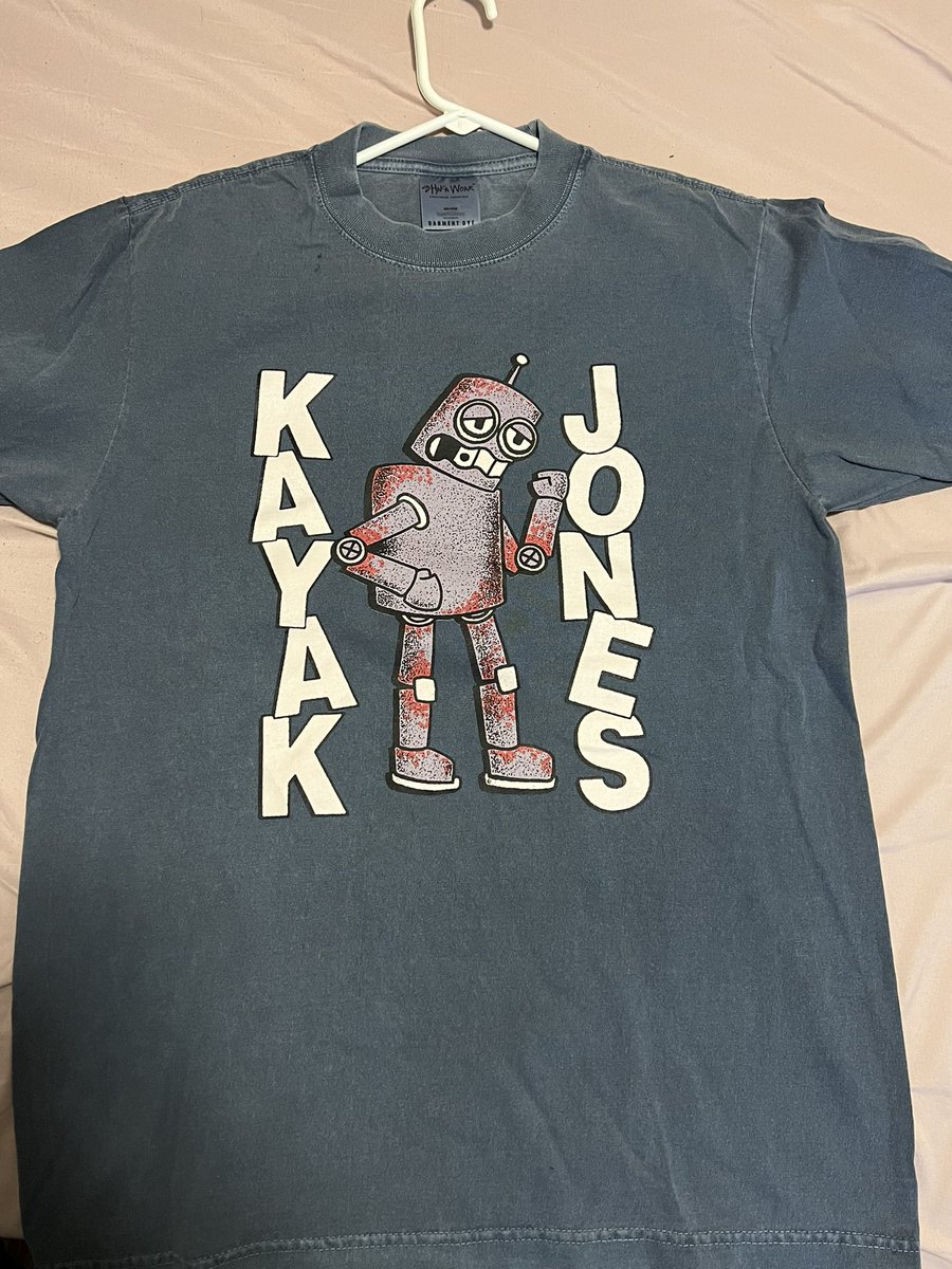Kayak Jones (@kayakjonesia) on Twitter photo hello. i hope you all have been good. we’ve (finally) got the last of the merch up on our store. there’s very limited stock so don’t sleep! thanks for everything. love u <3 kayakjones.bandcamp.com/merch hello. i hope you all have been good. we’ve (finally) got the last of the merch up on our store. there’s very limited stock so don’t sleep! thanks for everything. love u <3 kayakjones.bandcamp.com/merch