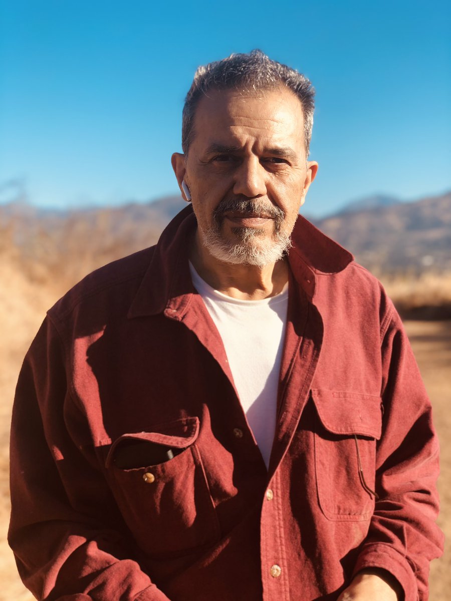 Es ist jetzt 5 vor 12! Es geht um Leben und Tod für meinen Papa! Ich bitte alle darum so laut wie möglich zu sein und meinem Papa zur Seite zu stehen! Das <a href="/AuswaertigesAmt/">Auswärtiges Amt</a> @ABaerbock muss endlich klaren Druck ausüben bevor Blut fließt! #SaveSharmahd