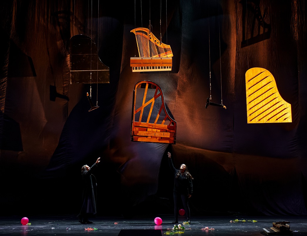 anaclasemusique's tweet photo. Badisches Staatstheater Karlsruhe DER FLIEGENDE HOLLÄNDER #Wagner par Ludger #Engels et Georg #Fritzsch avec Joachim #Goltz Dorothea #Herbert Konstantin #Gorny Stephan #Rügamer etc. – Irma #Foletti signe notre chronique https://t.co/vOBOo10Ezk https://t.co/7249tFktEB